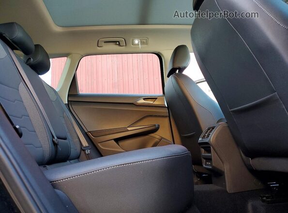3VV2C7B27TM043034 2026 VOLKSWAGEN TAOS Black უკანა სალონის ხედი
