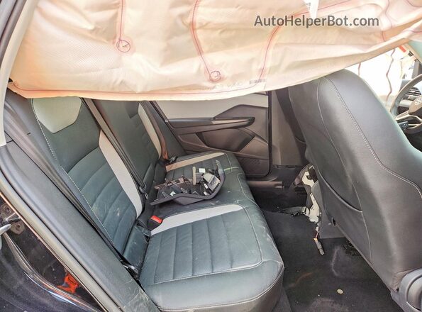 3VV2X7B2XNM073670 2022 VOLKSWAGEN TAOS Black Vista interior trasera