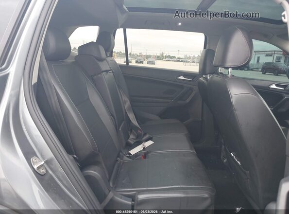 3VV3B7AX0JM003489 2018 VOLKSWAGEN TIGUAN Gray Vista de la etiqueta del VIN