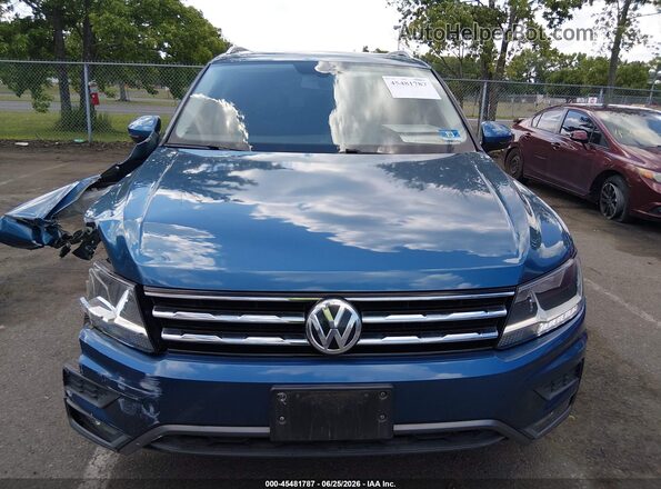 3VV3B7AX0JM021135 2018 VOLKSWAGEN TIGUAN Blue Vista del cuadro de instrumentos
