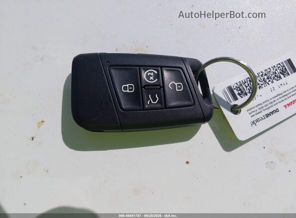 3VV3B7AX0JM021135 2018 VOLKSWAGEN TIGUAN Blue Vista del salpicadero