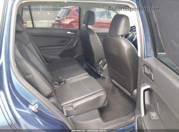 3VV3B7AX0JM021135 2018 VOLKSWAGEN TIGUAN Blue Vista de la etiqueta del VIN