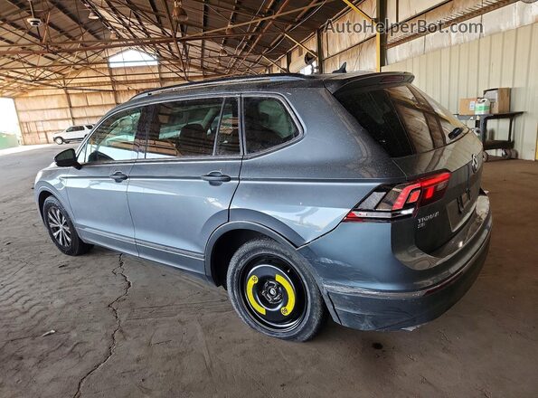 3VV3B7AX0JM043877 2018 VOLKSWAGEN TIGUAN Gray 