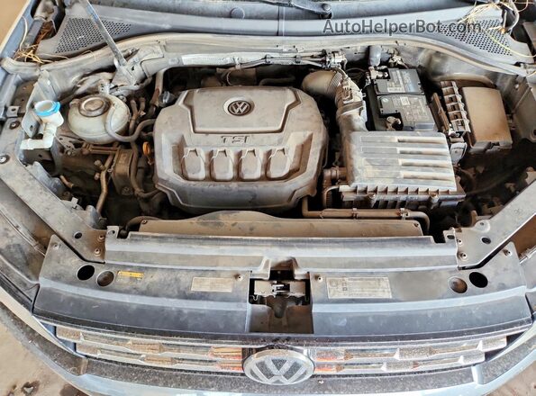 3VV3B7AX0JM043877 2018 VOLKSWAGEN TIGUAN Gray 