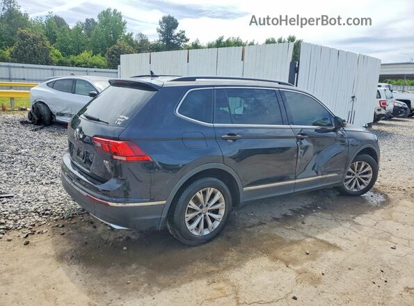 3VV3B7AX0JM128895 2018 VOLKSWAGEN TIGUAN Black 