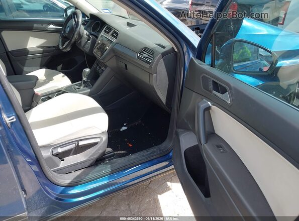 3VV3B7AX0KM063435 2019 VOLKSWAGEN TIGUAN Blue წინა სალონის ხედი