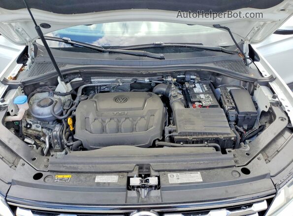 3VV3B7AX0KM184725 2019 VOLKSWAGEN TIGUAN White Widok komory silnika
