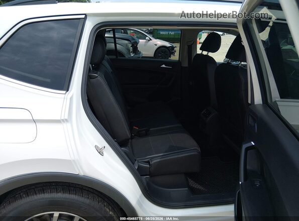 3VV3B7AX0LM082584 2020 VOLKSWAGEN TIGUAN White VIN კოდის სტიკერის ხედი
