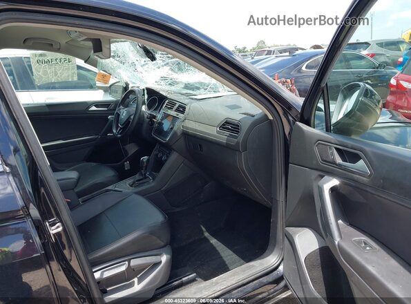 3VV3B7AX0LM089454 2020 VOLKSWAGEN TIGUAN Черный Вид салона спереди