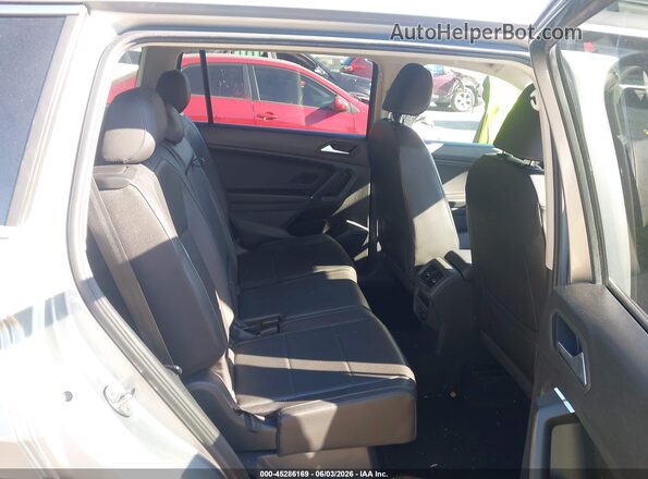 3VV3B7AX0LM145179 2020 VOLKSWAGEN TIGUAN Silver Vista de la etiqueta del VIN