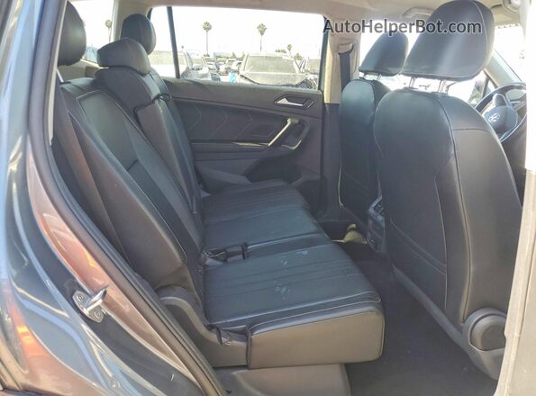 3VV3B7AX0RM022166 2024 VOLKSWAGEN TIGUAN Серый Вид задней части салона