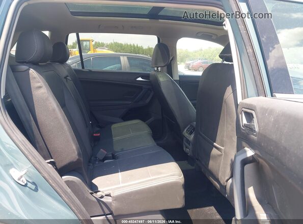 3VV3B7AX1KM122203 2019 VOLKSWAGEN TIGUAN Blue Widok naklejki z numerem VIN