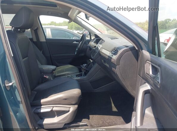 3VV3B7AX1KM122203 2019 VOLKSWAGEN TIGUAN Blue Widok wnętrza z przodu