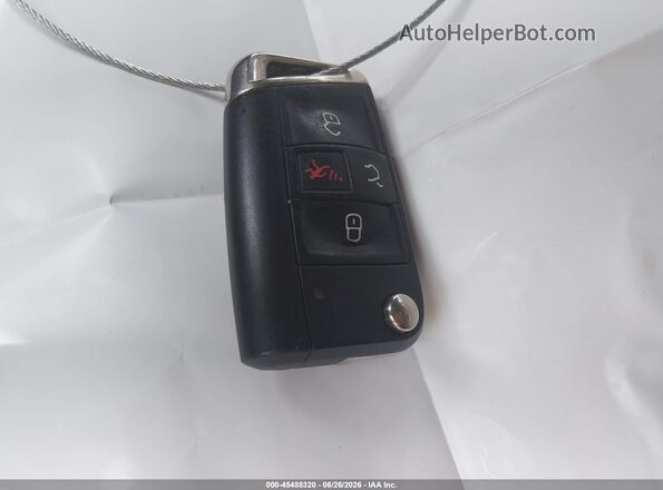 3VV3B7AX1KM126901 2019 VOLKSWAGEN TIGUAN Green Widok deski rozdzielczej