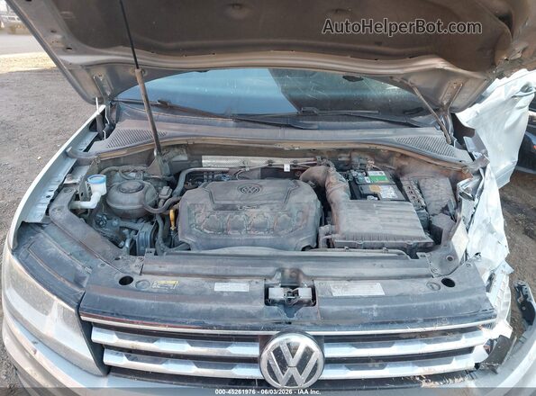 3VV3B7AX1KM136568 2019 VOLKSWAGEN TIGUAN Gray Հետևի տեսք