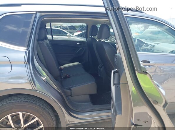 3VV3B7AX1KM155931 2019 VOLKSWAGEN TIGUAN Gray Widok naklejki z numerem VIN