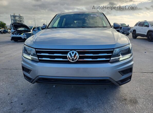 3VV3B7AX1LM092900 2020 VOLKSWAGEN TIGUAN Silver Դիմացի տեսք