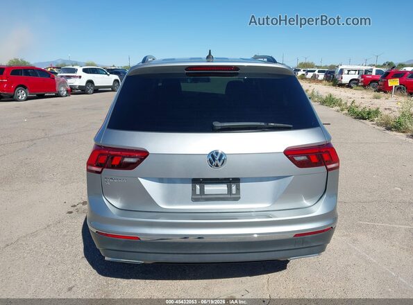 3VV3B7AX1MM090601 2021 VOLKSWAGEN TIGUAN Gray 