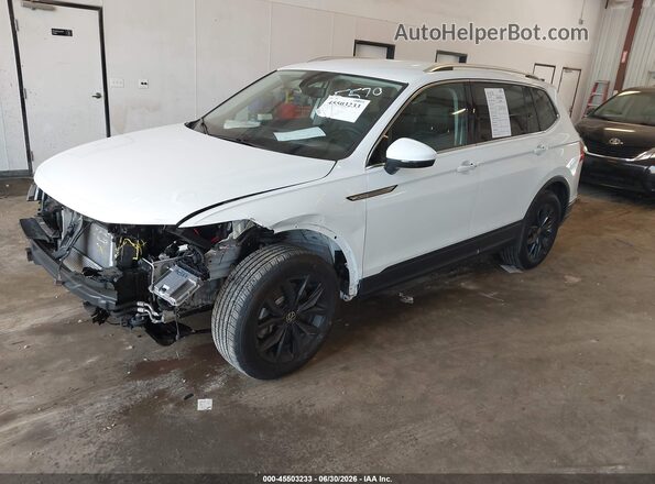 3VV3B7AX1RM115570 2024 VOLKSWAGEN TIGUAN White Vista tres cuartos delantera izquierda