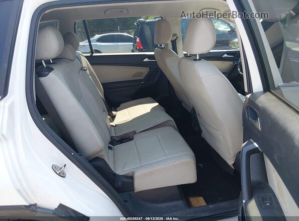 3VV3B7AX2LM019793 2020 VOLKSWAGEN TIGUAN White VIN կոդի պիտակի տեսք