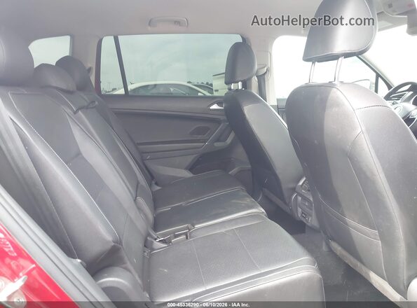 3VV3B7AX2LM090332 2020 VOLKSWAGEN TIGUAN Maroon Vista de la etiqueta del VIN