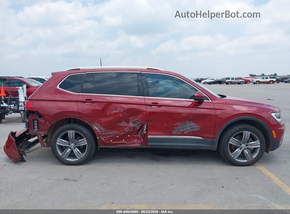 3VV3B7AX2LM115651 2020 VOLKSWAGEN TIGUAN Red Widok wnętrza 360 stopni