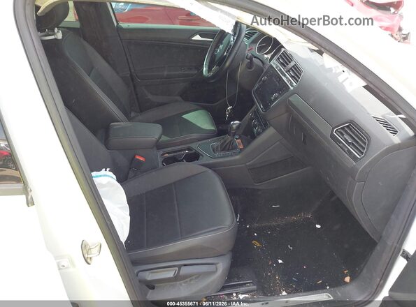 3VV3B7AX2MM002557 2021 VOLKSWAGEN TIGUAN Белый Вид салона спереди