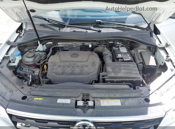 3VV3B7AX2MM002557 2021 VOLKSWAGEN TIGUAN Белый Вид сзади