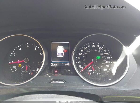 3VV3B7AX2MM002557 2021 VOLKSWAGEN TIGUAN Белый Вид задних сидений