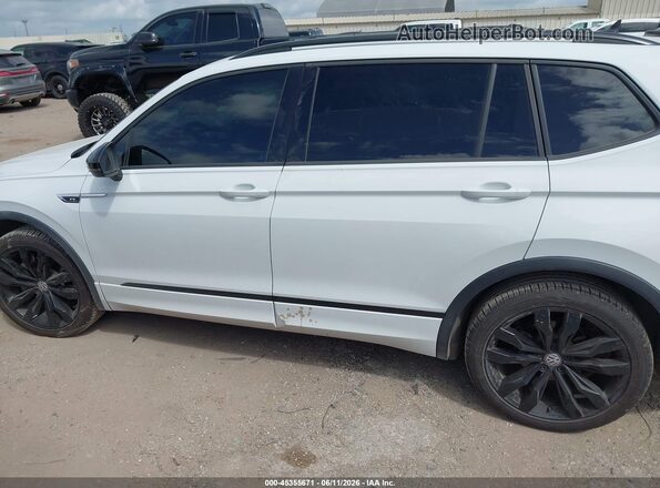 3VV3B7AX2MM002557 2021 VOLKSWAGEN TIGUAN Белый Панорамный вид салона 360°