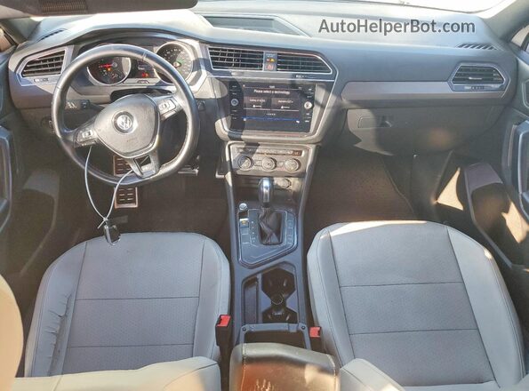 3VV3B7AX2MM031363 2021 VOLKSWAGEN TIGUAN Белый Вид панели приборов