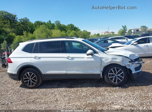 3VV3B7AX2MM080224 2021 VOLKSWAGEN TIGUAN White Vista interior trasera