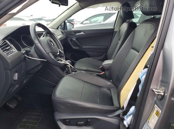 3VV3B7AX2MM112864 2021 VOLKSWAGEN TIGUAN Silver Սալոնի դիմացի տեսք