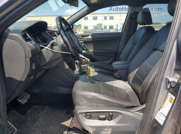 3VV3B7AX2MM117675 2021 VOLKSWAGEN TIGUAN Silver Vista interior delantera