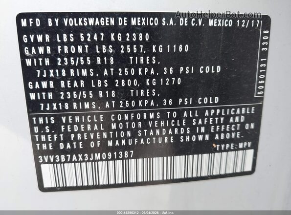 3VV3B7AX3JM091387 2018 VOLKSWAGEN TIGUAN Серый Вид подкапотного пространства