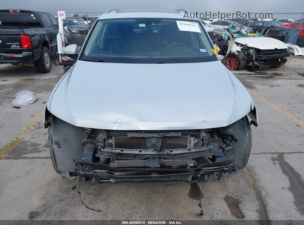 3VV3B7AX3JM091387 2018 VOLKSWAGEN TIGUAN Серый Вид задней части салона