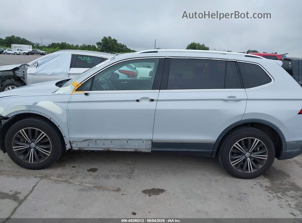 3VV3B7AX3JM091387 2018 VOLKSWAGEN TIGUAN Серый 