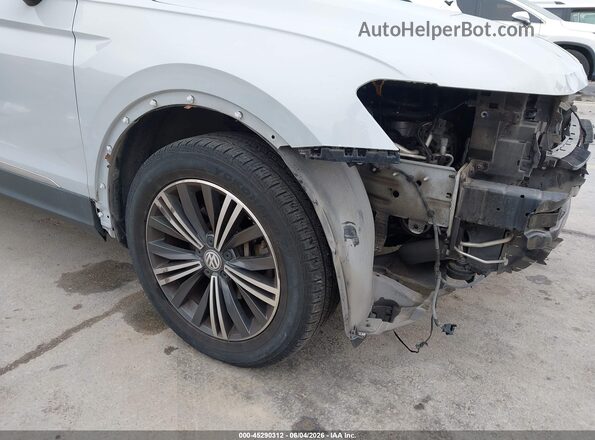 3VV3B7AX3JM091387 2018 VOLKSWAGEN TIGUAN Серый 