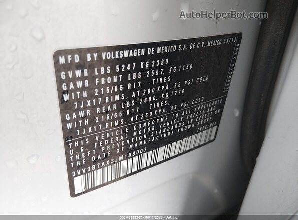 3VV3B7AX3JM188007 2018 VOLKSWAGEN TIGUAN Silver 