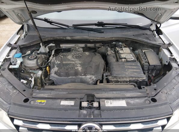 3VV3B7AX3JM188007 2018 VOLKSWAGEN TIGUAN Silver 