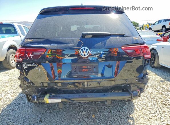 3VV3B7AX3LM040782 2020 VOLKSWAGEN TIGUAN Black 