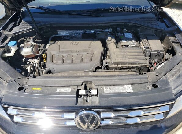 3VV3B7AX3LM040782 2020 VOLKSWAGEN TIGUAN Black 