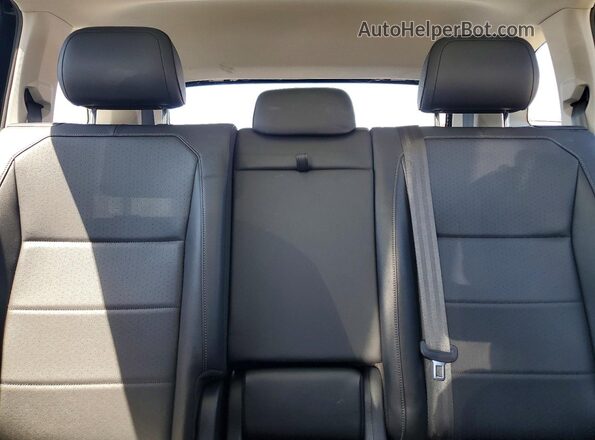 3VV3B7AX3LM040782 2020 VOLKSWAGEN TIGUAN Black 
