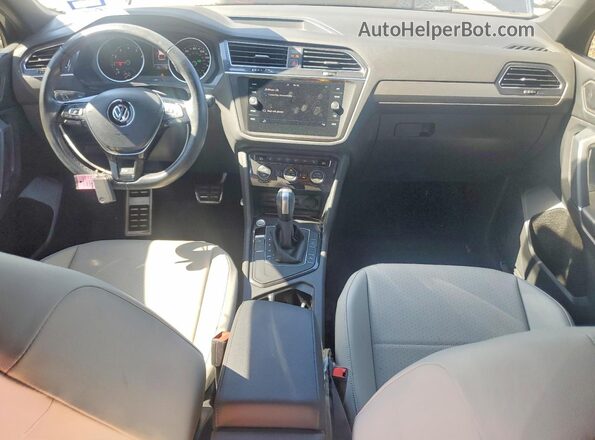 3VV3B7AX3LM147511 2020 VOLKSWAGEN TIGUAN Gray 