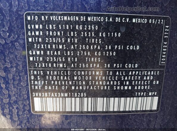 3VV3B7AX3NM118285 2022 VOLKSWAGEN TIGUAN Blue Вид підкапотного простору