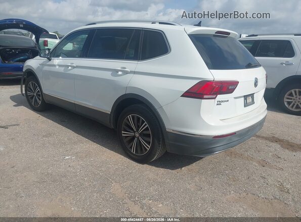 3VV3B7AX4JM015581 2018 VOLKSWAGEN TIGUAN White Rear left