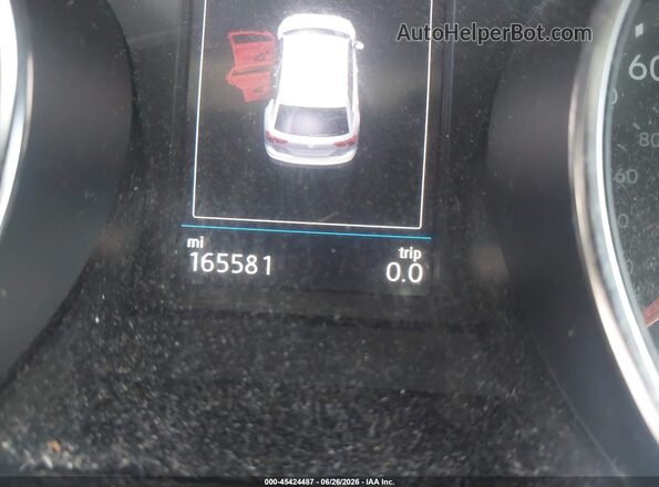 3VV3B7AX4JM015581 2018 VOLKSWAGEN TIGUAN White 360 interior view