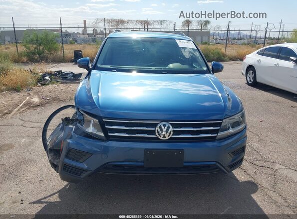 3VV3B7AX4JM040707 2018 VOLKSWAGEN TIGUAN Blue Instrument cluster view