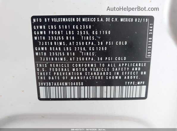 3VV3B7AX4KM104858 2019 VOLKSWAGEN TIGUAN White Widok komory silnika