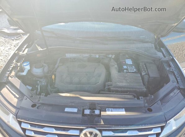 3VV3B7AX4KM157737 2019 VOLKSWAGEN TIGUAN Green Շարժիչի բաժամունքի տեսք